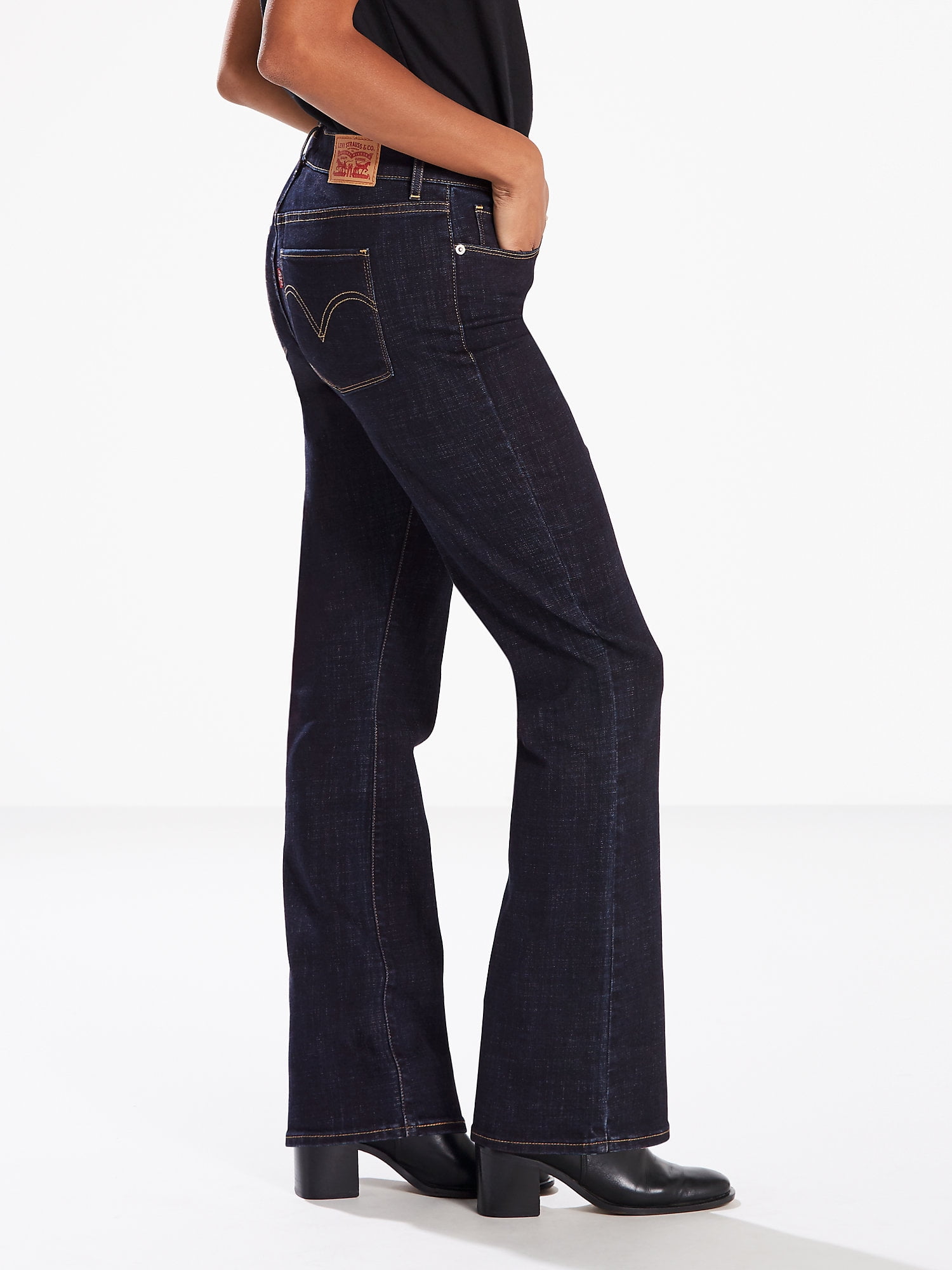 Levi's Original Red Tab Women's Classic Bootcut Jeans - Image 2