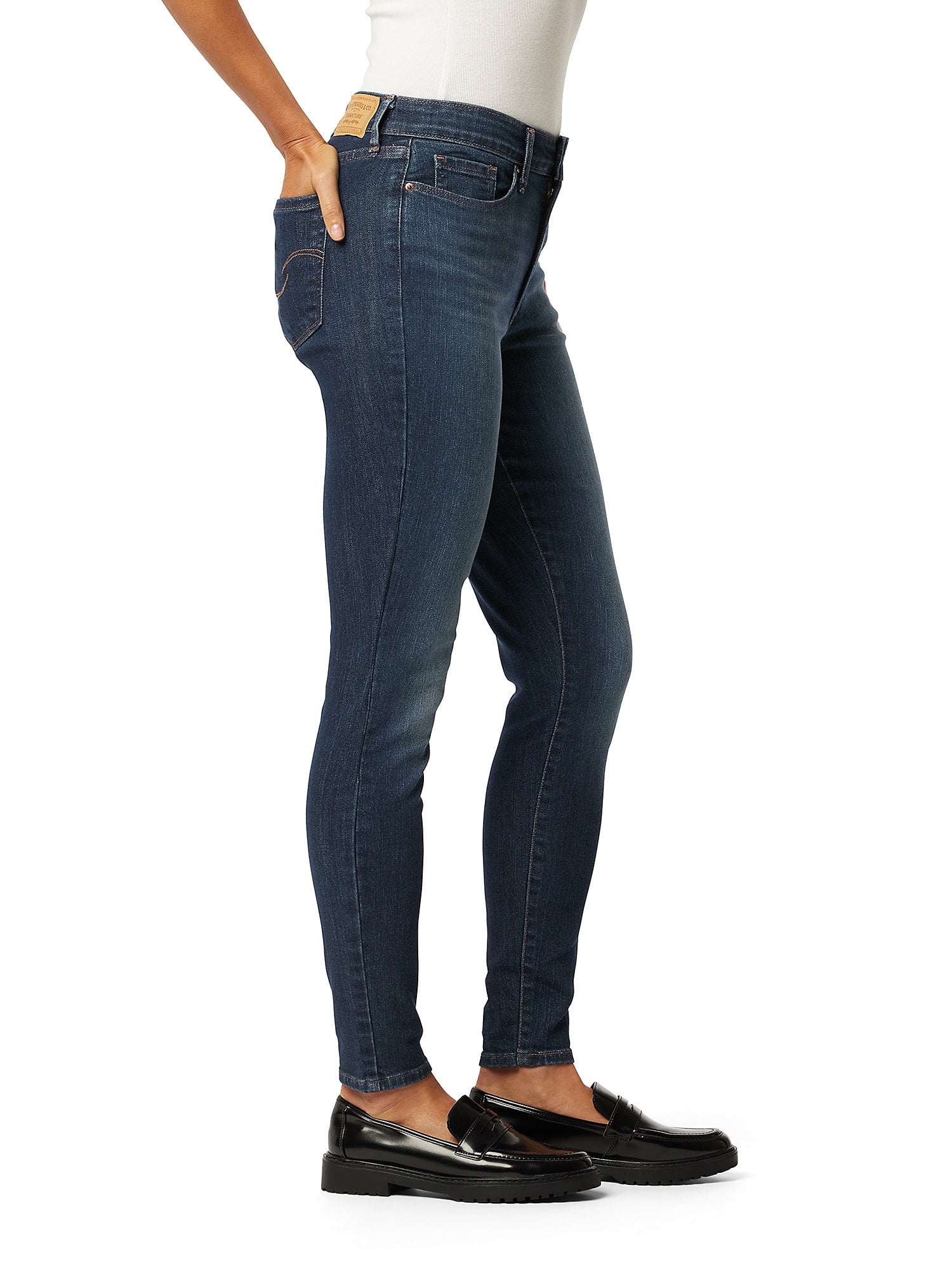 Levi Strauss Signature Women's and Women's Plus Mid Rise Skinny Jeans, Inseams: Short, Regular, Long; Sizes 2-28 - Image 2