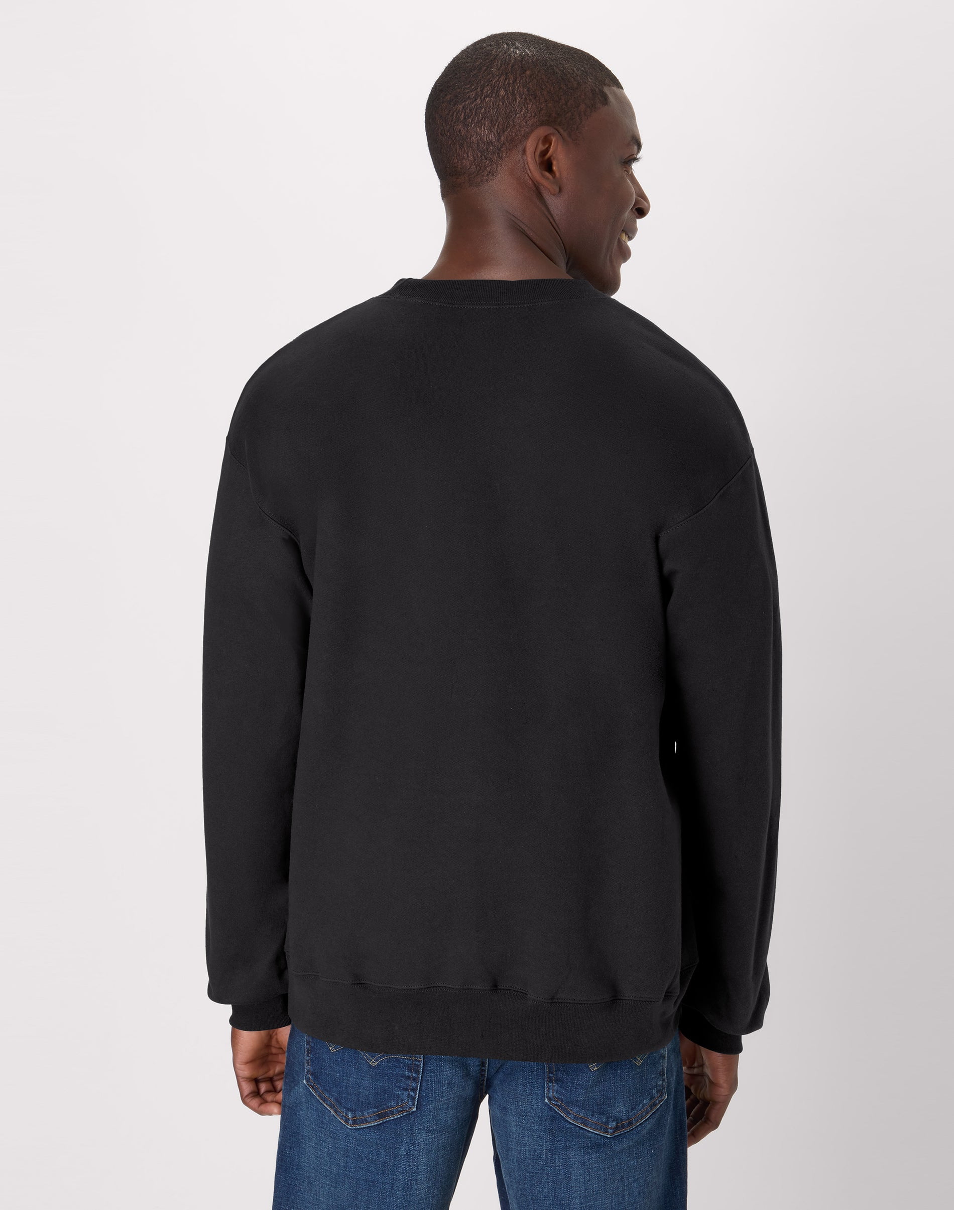 Hanes Ultimate Men's & Big Men's Heavyweight Fleece Crewneck Sweatshirt, Sizes S-3XL - Image 2