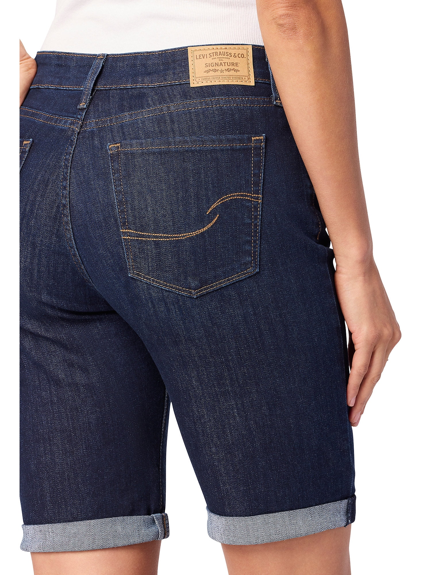 Levi Strauss Signature Women's and Women's Plus Bermuda Shorts, Sizes 2-28 - Image 4