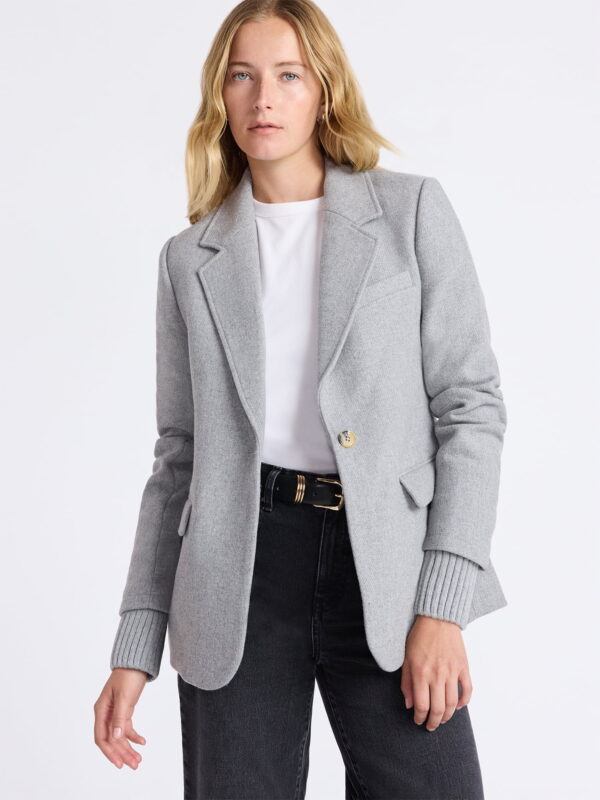Free Assembly Women's Single Breasted Blazer with Ribbed Sweater Cuffs, Sizes XS-XXL