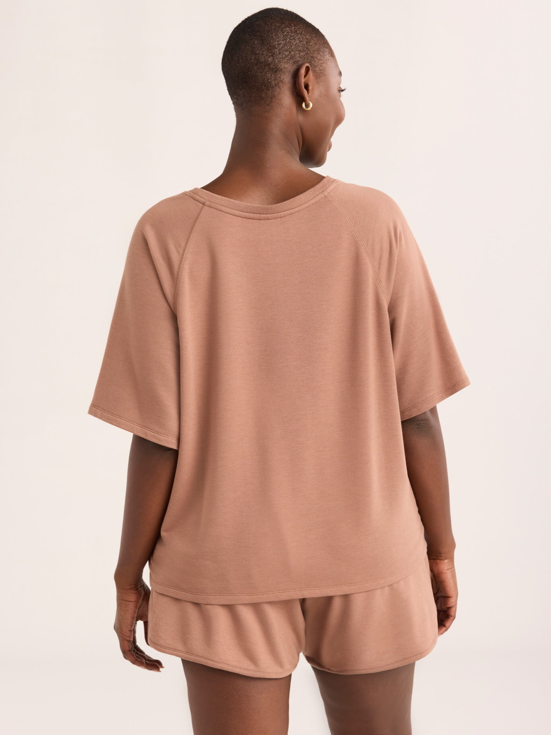 Joyspun Women's French Terry Short Sleeve Top and Shorts Set, 2-Piece, Sizes XS-3X - Image 5