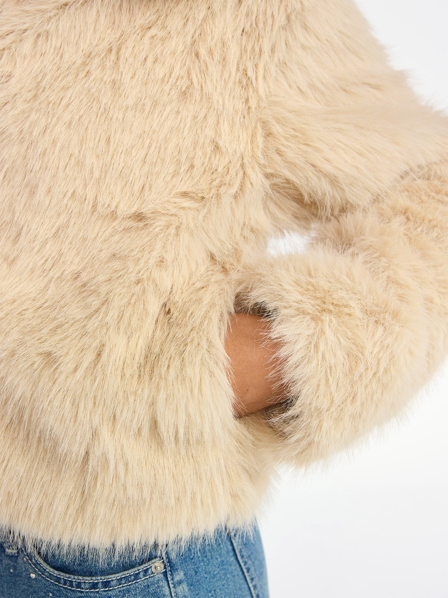 No Boundaries Faux Fur Coat, Women's and Plus - Image 4